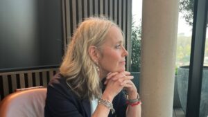Bettina Müller von bm concierge – Porträtbild zum Blogbeitrag „Superkräfte für Superreiche“