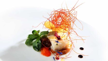 bm-concierge-chef privado Plato gourmet mediterráneo preparado en exclusiva, servido por un chef privado en Mallorca